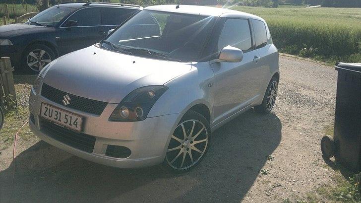 Suzuki swift billede 4