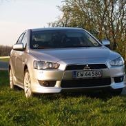 Mitsubishi Lancer Intense 1,8