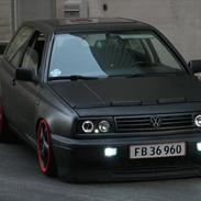 VW Golf 3 Lowrider