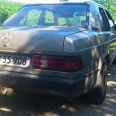 Mercedes Benz 190 2,5 C-Klasse