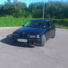 BMW e36 325