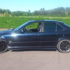 BMW e36 325