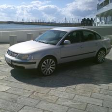 VW Passat 3b
