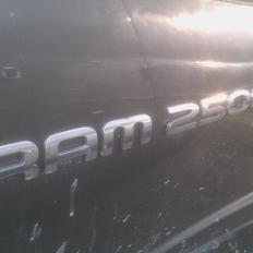 Dodge Ram 2500 Laramie