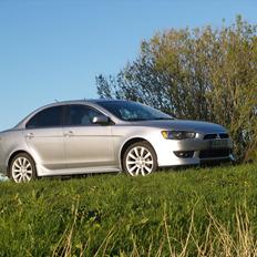 Mitsubishi Lancer Intense 1,8