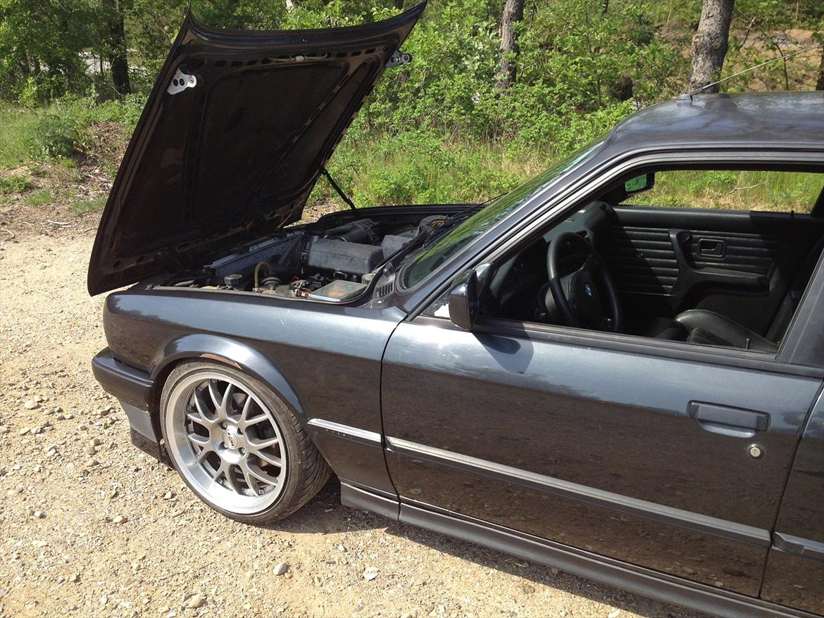 BMW 324 td billede 11