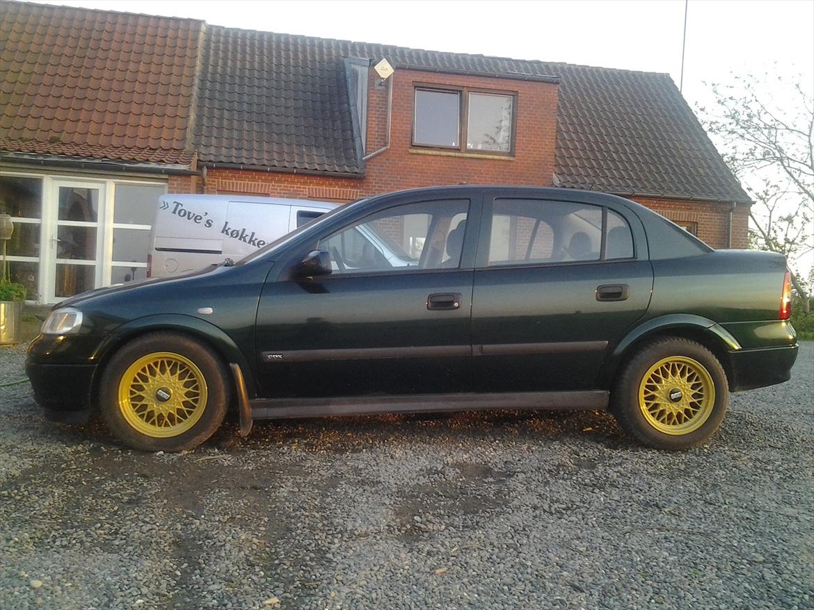 Opel Astra G 2,0 Cdx sedan billede 7