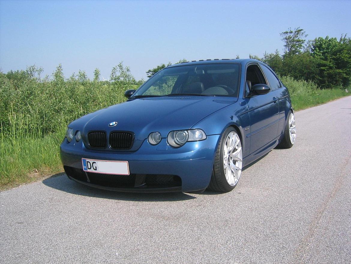 BMW 325Ti Compact ///M  >SOLGT< - Sidst nye billeder er med sorte sport spejle billede 1