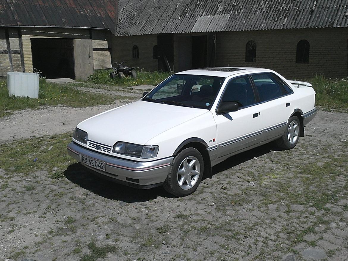 Ford Scorpio 2,4i cl - Ny poleret, og med hvide forblink, ser da godt ud 27/5-12 billede 11