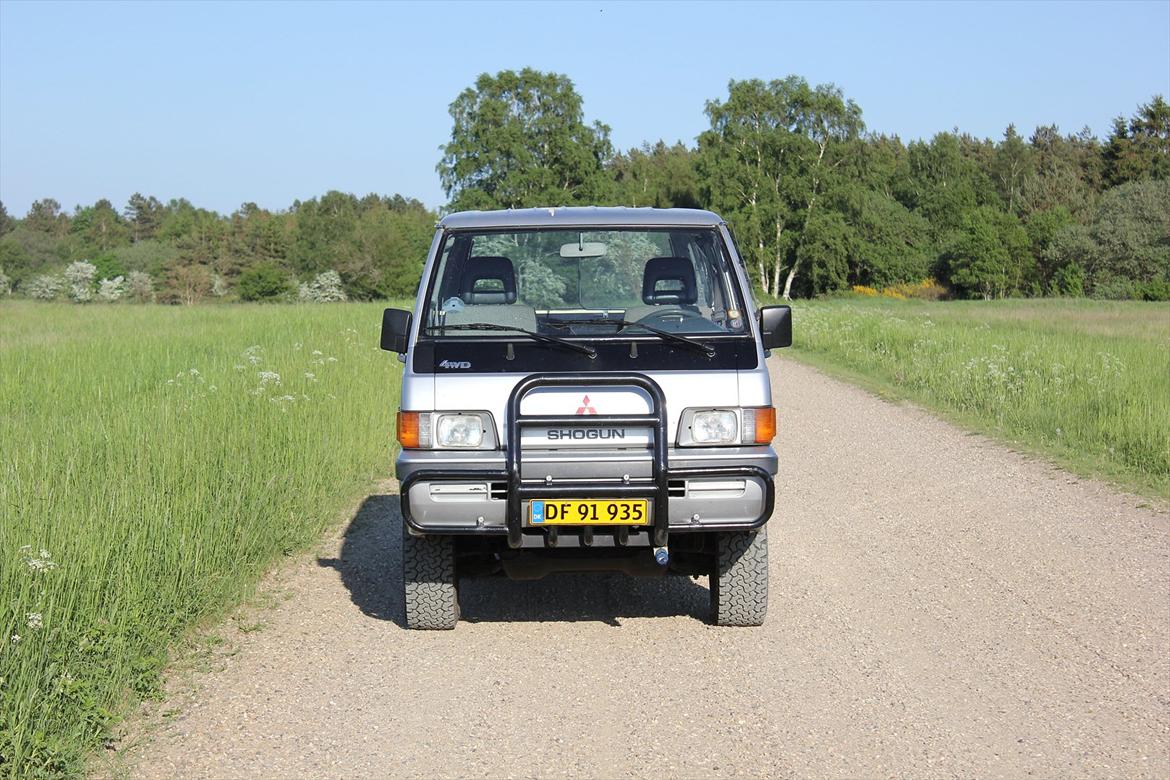 Mitsubishi Shogun GLX TD 4x4 (Solgt) billede 4