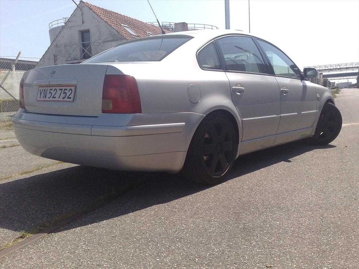 VW Passat 1,8 Turbo HIGHLINE billede 1