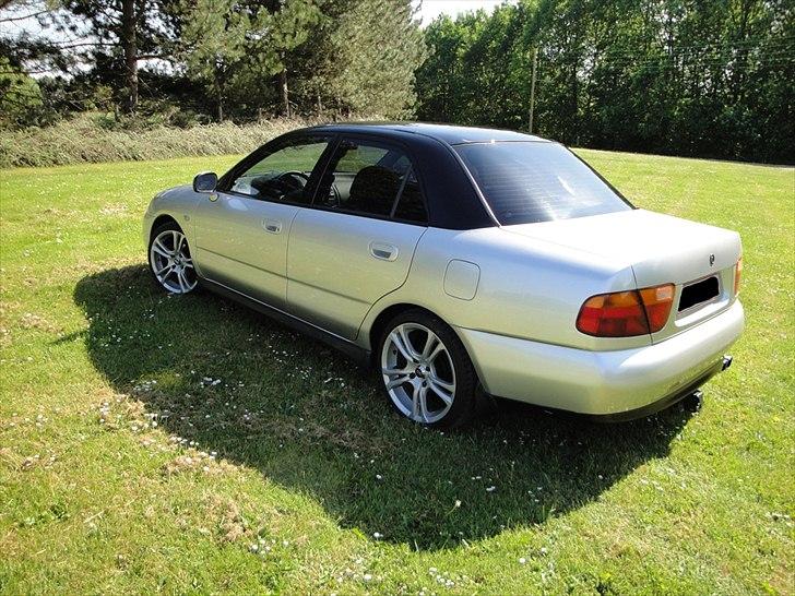 Mitsubishi Carisma 1.8GLS billede 3