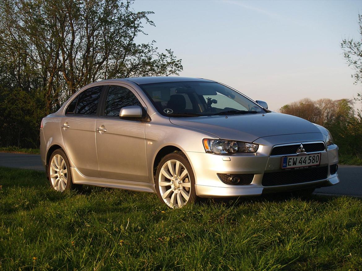 Mitsubishi Lancer Intense 1,8 - :) billede 1