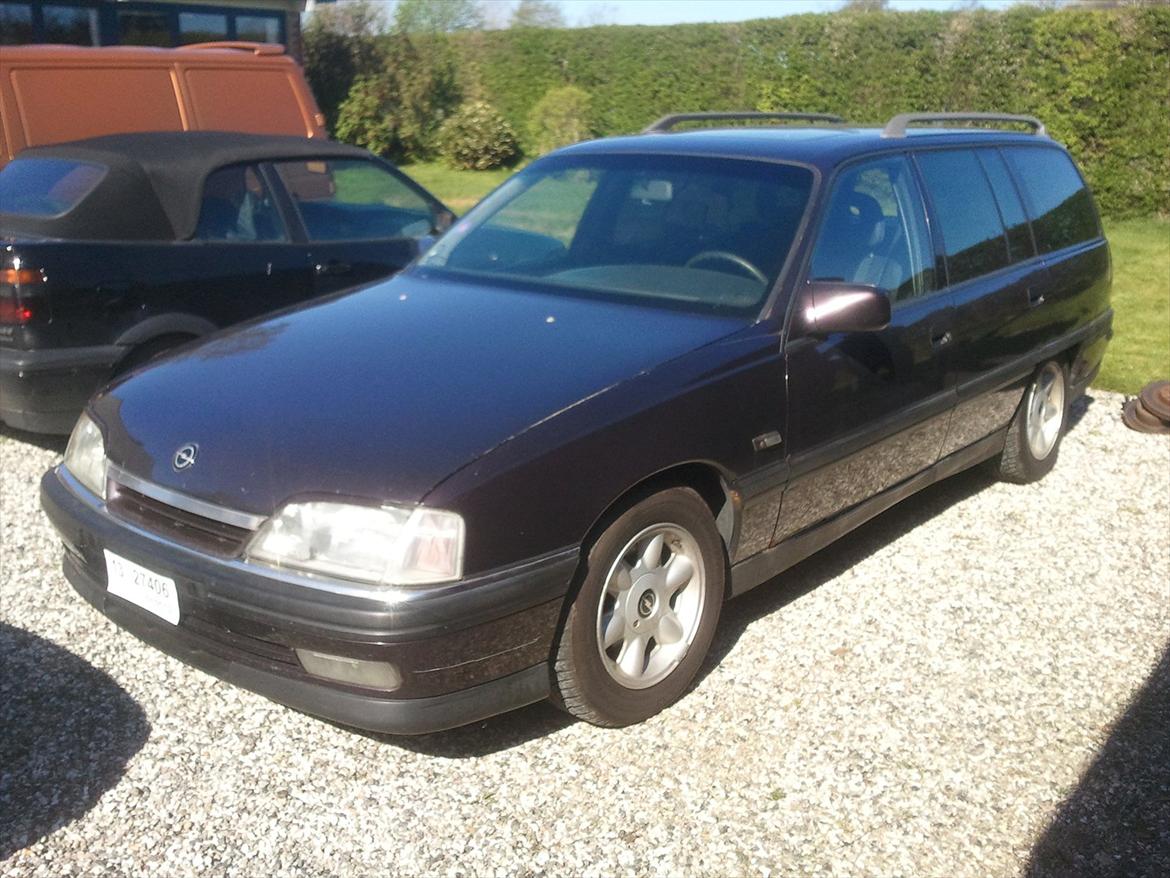 Opel Omega 3.0 24V st.car billede 1
