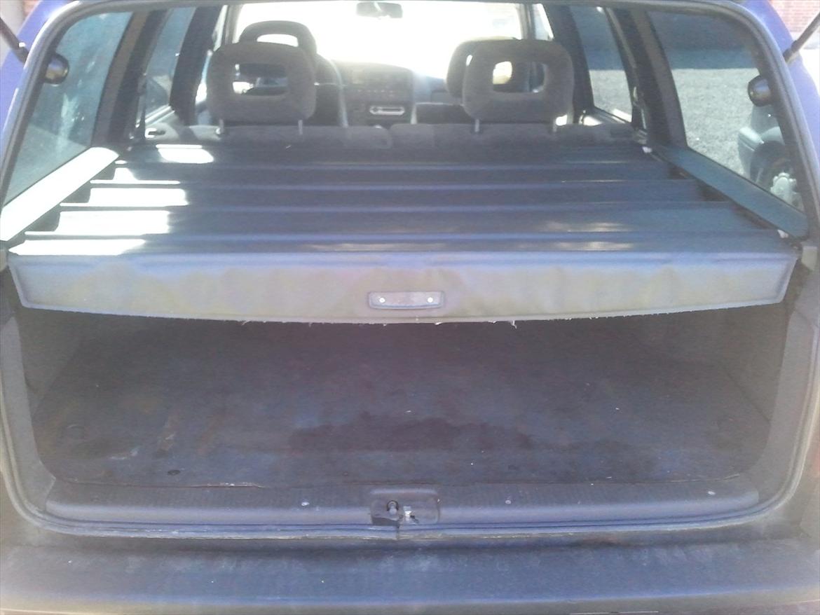 Opel Omega 3.0 24V st.car billede 9