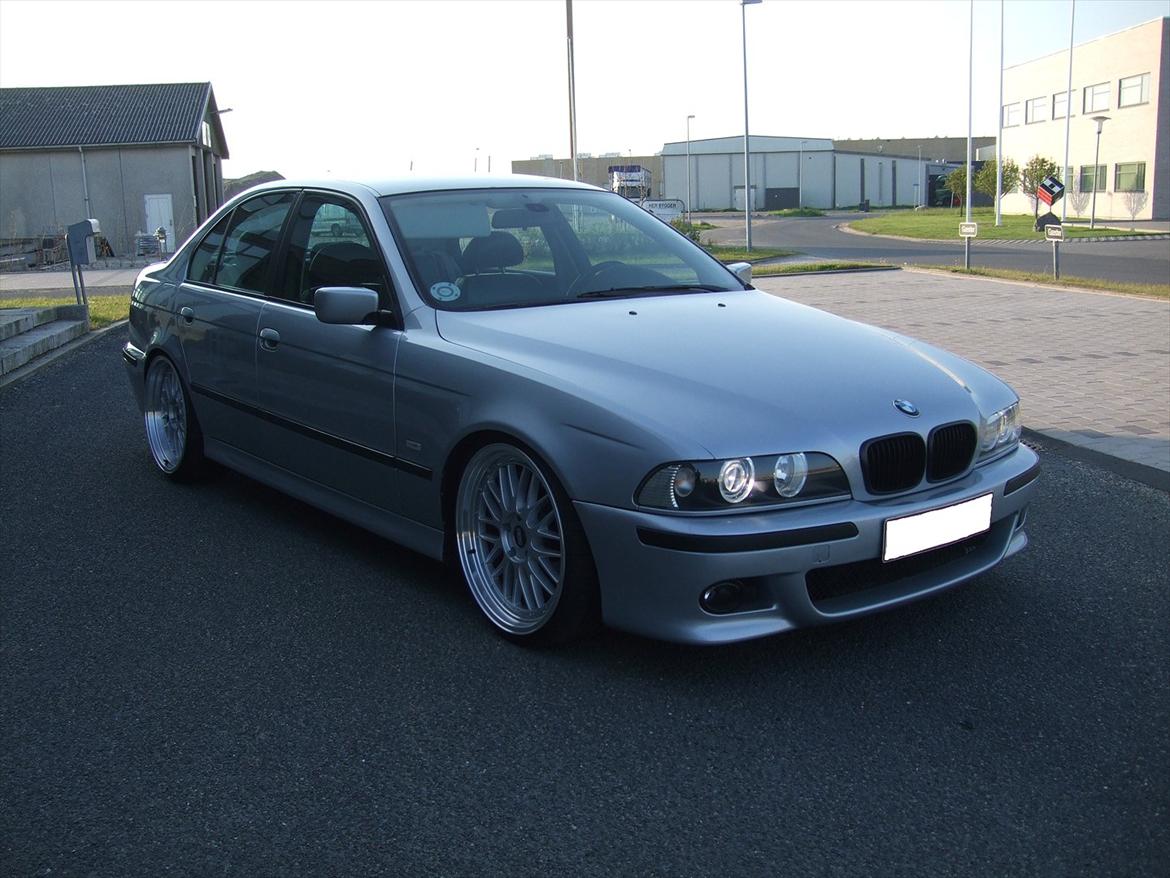 BMW E39 523i billede 4