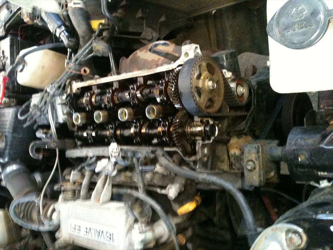 Toyota Corolla e10 billede 13