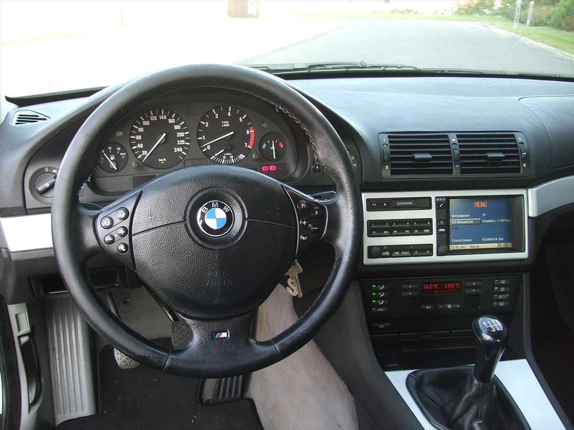 BMW E39 523i billede 10