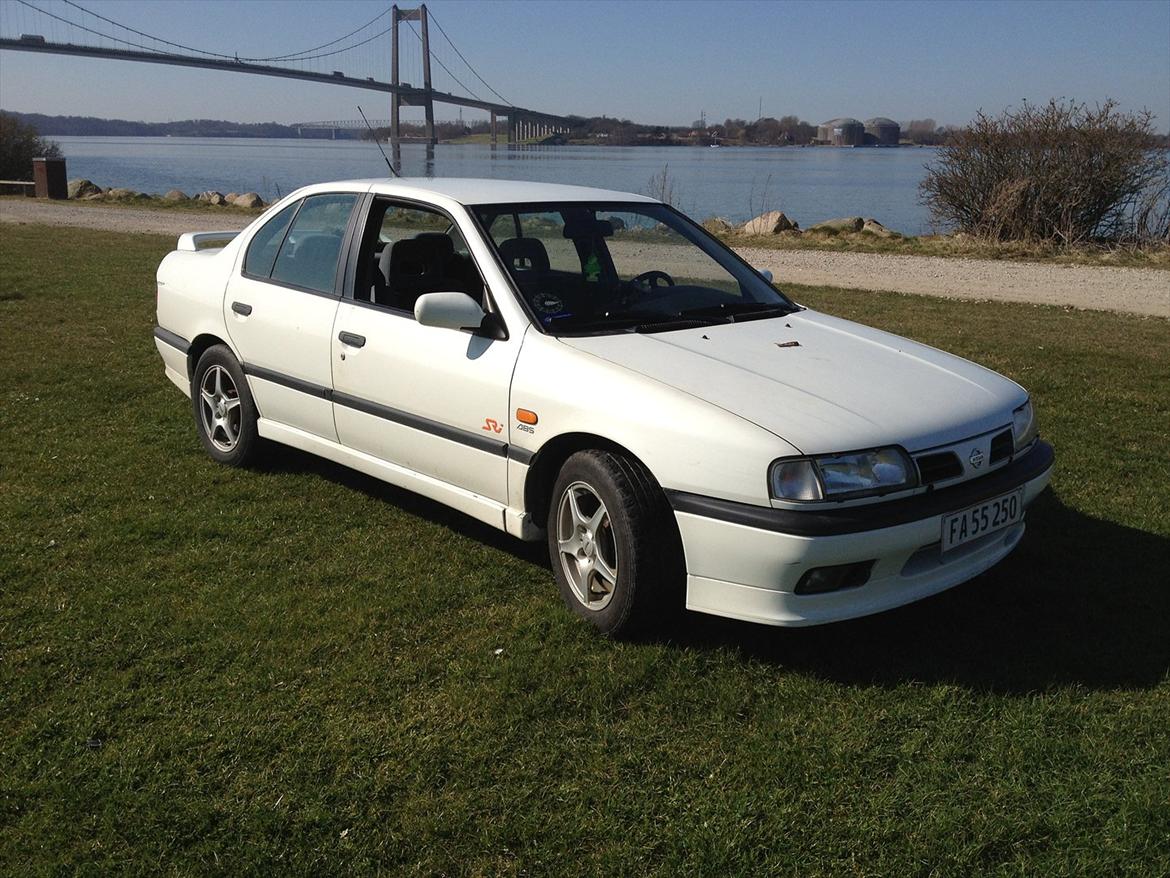 Nissan Primerea SRI billede 1