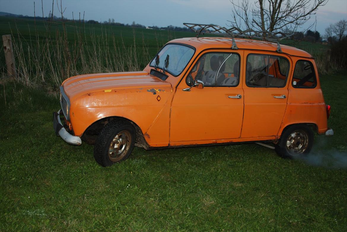 Renault 4 Solgt billede 2