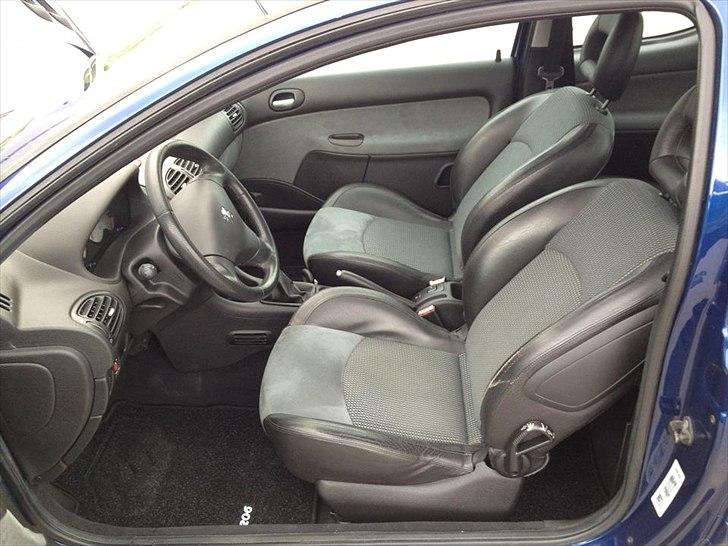 Peugeot 206 GTi (SOLGT) billede 8