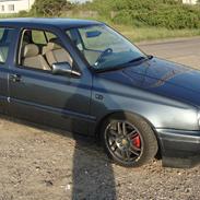 VW golf 3 1,8 solgt