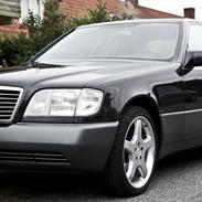 Mercedes Benz 320 SE