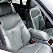 Mercedes Benz 320 SE