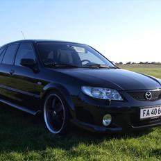 Mazda 323F Sportive. 5 dørs hatchback SOLGT