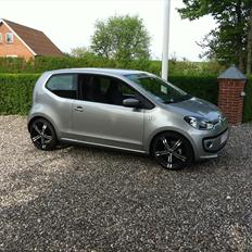 VW Up! ( SOLGT )