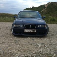 BMW E36 325i Aut Coupe