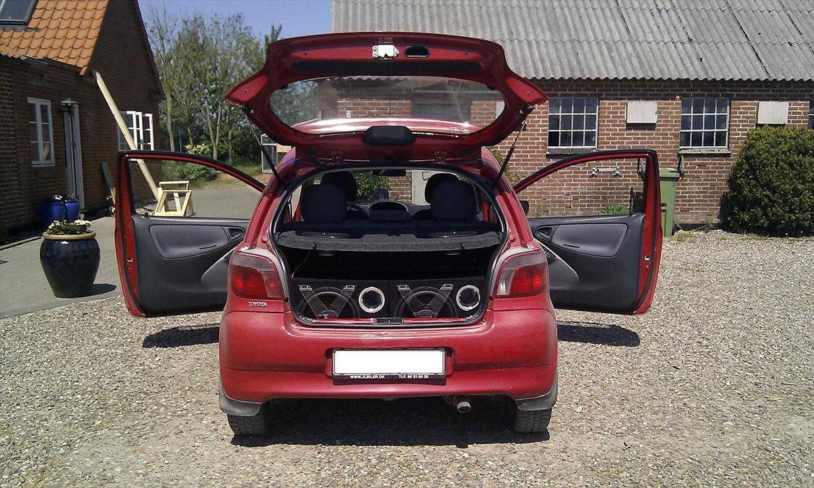 Toyota Yaris 1,3 Linea Luna billede 12