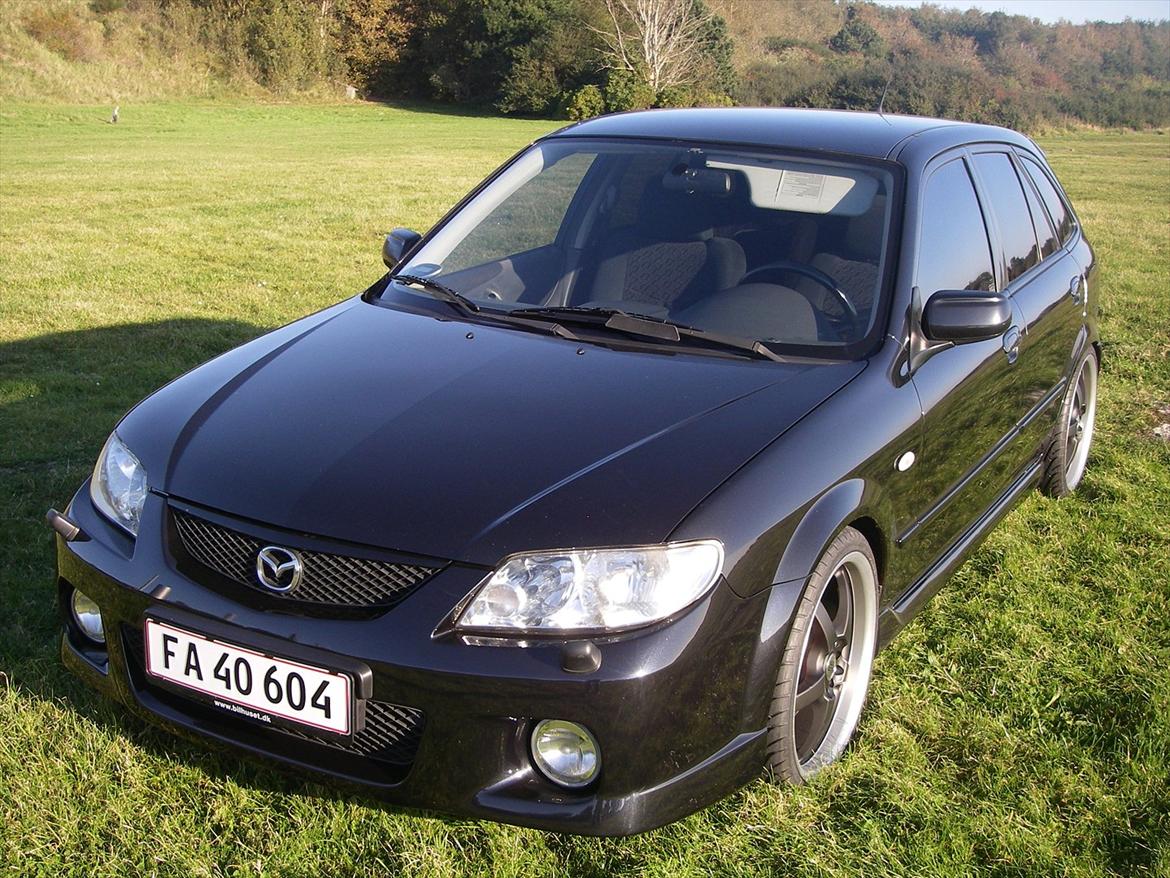 Mazda 323F Sportive. 5 dørs hatchback SOLGT billede 11