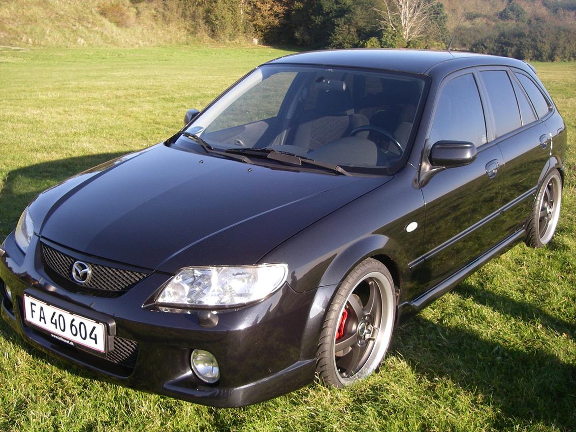 Mazda 323F Sportive. 5 dørs hatchback SOLGT billede 14