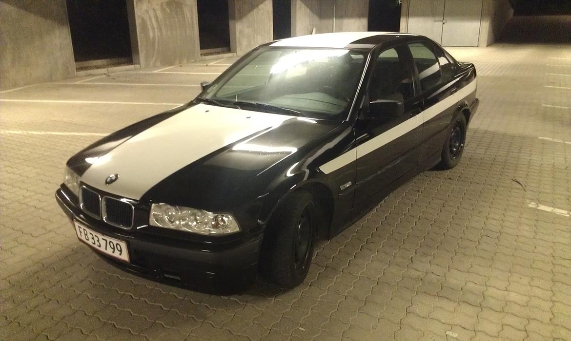 BMW 318 is billede 5