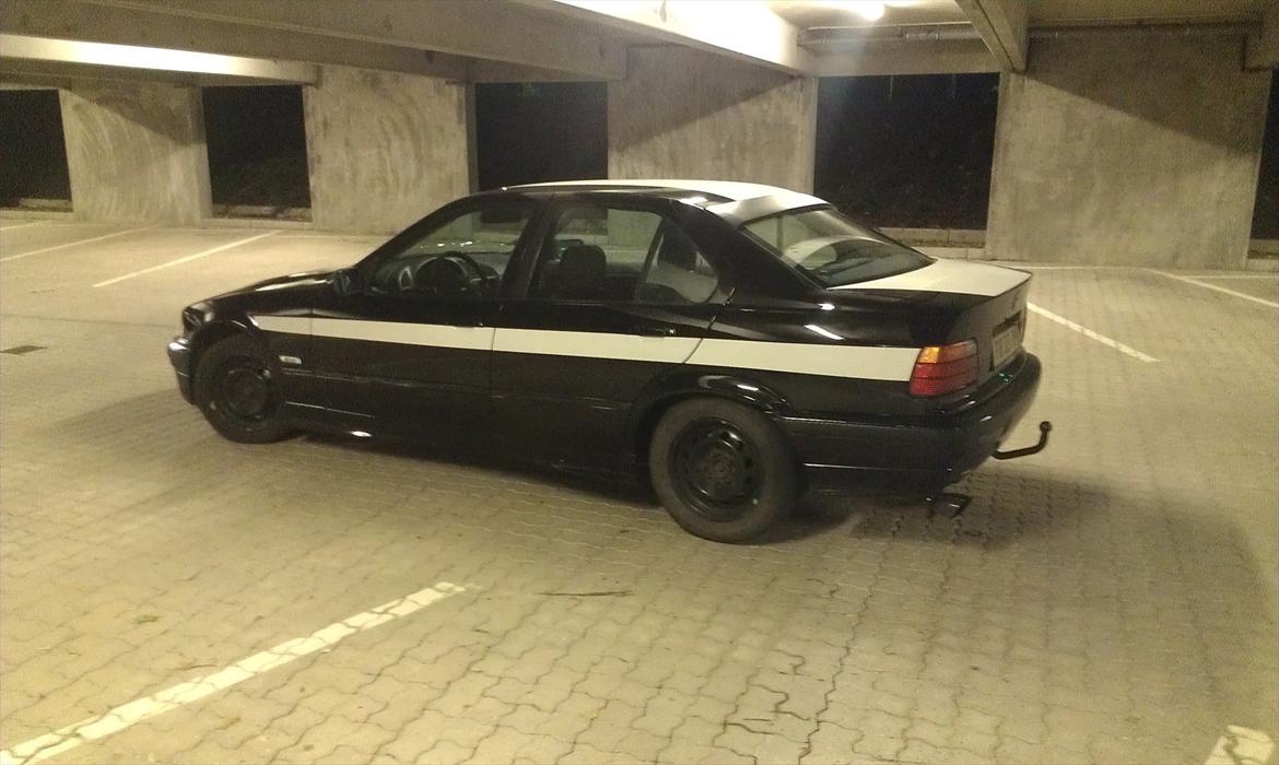 BMW 318 is billede 6