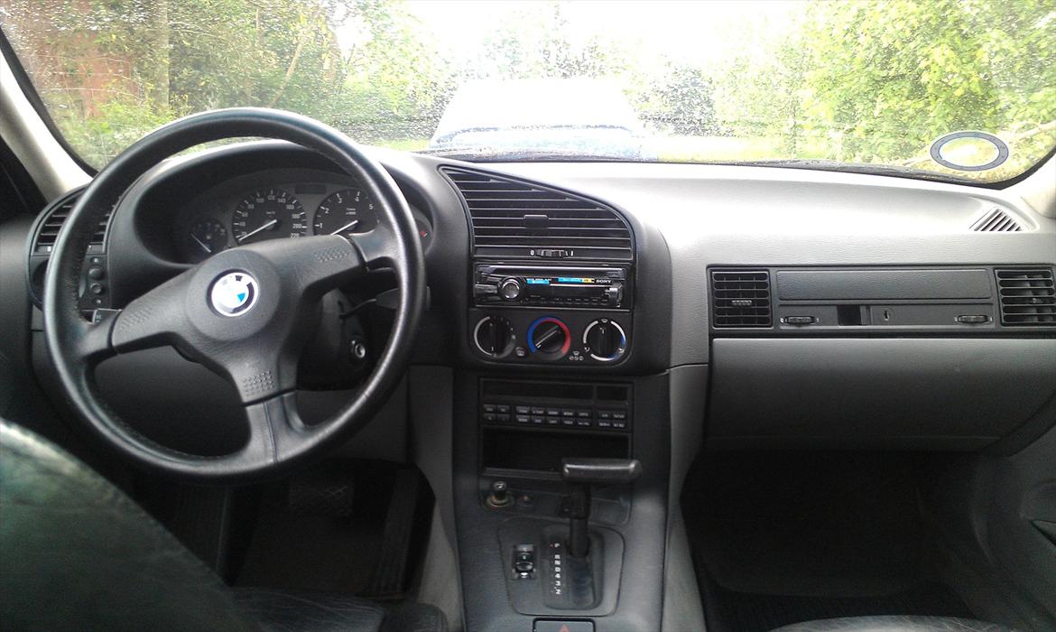 BMW e36 320i billede 8