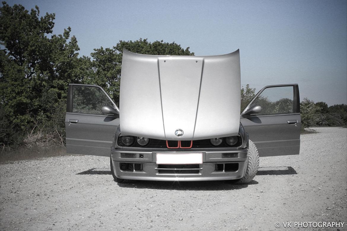 BMW E30 325 billede 1