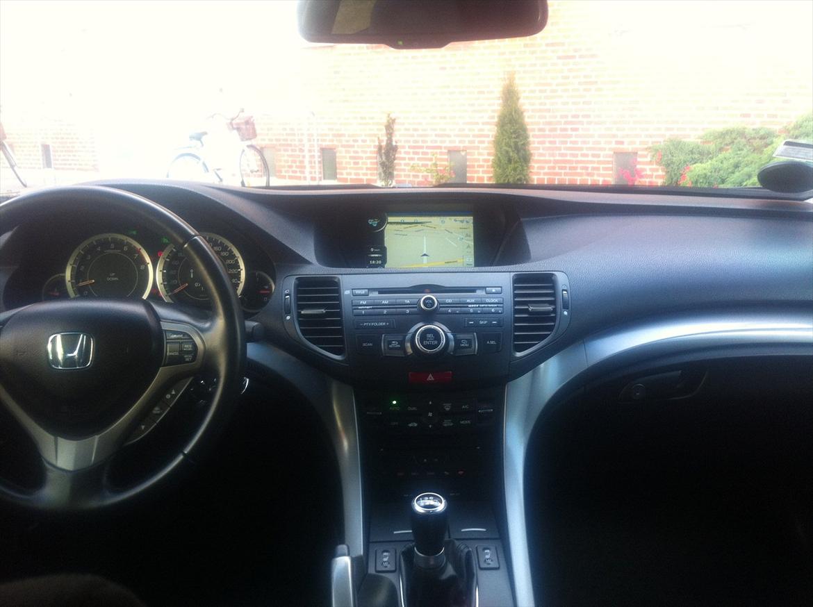 Honda Accord Elegance *SOLGT* billede 10