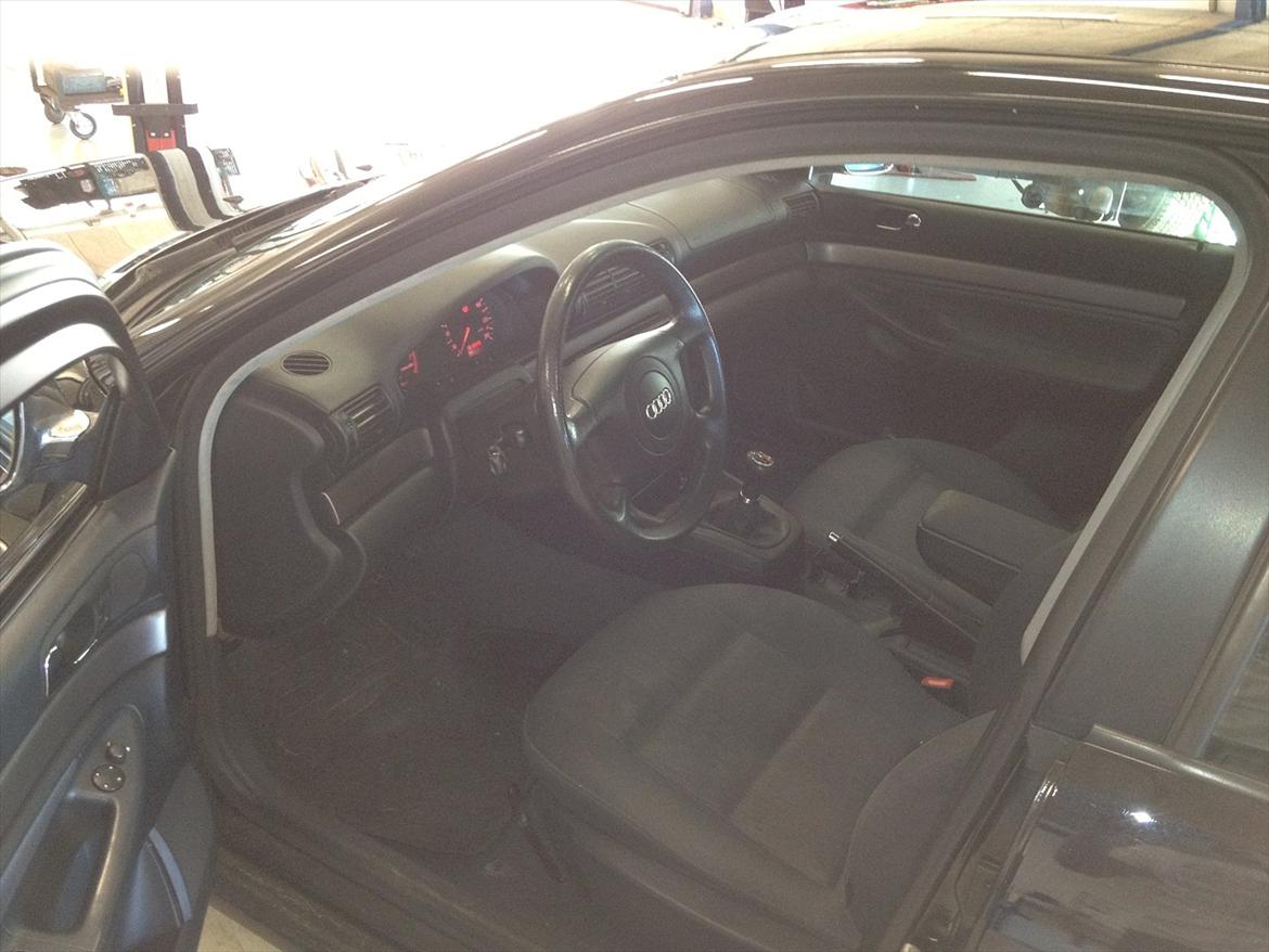 Audi A4 1.8 T Limousine billede 6