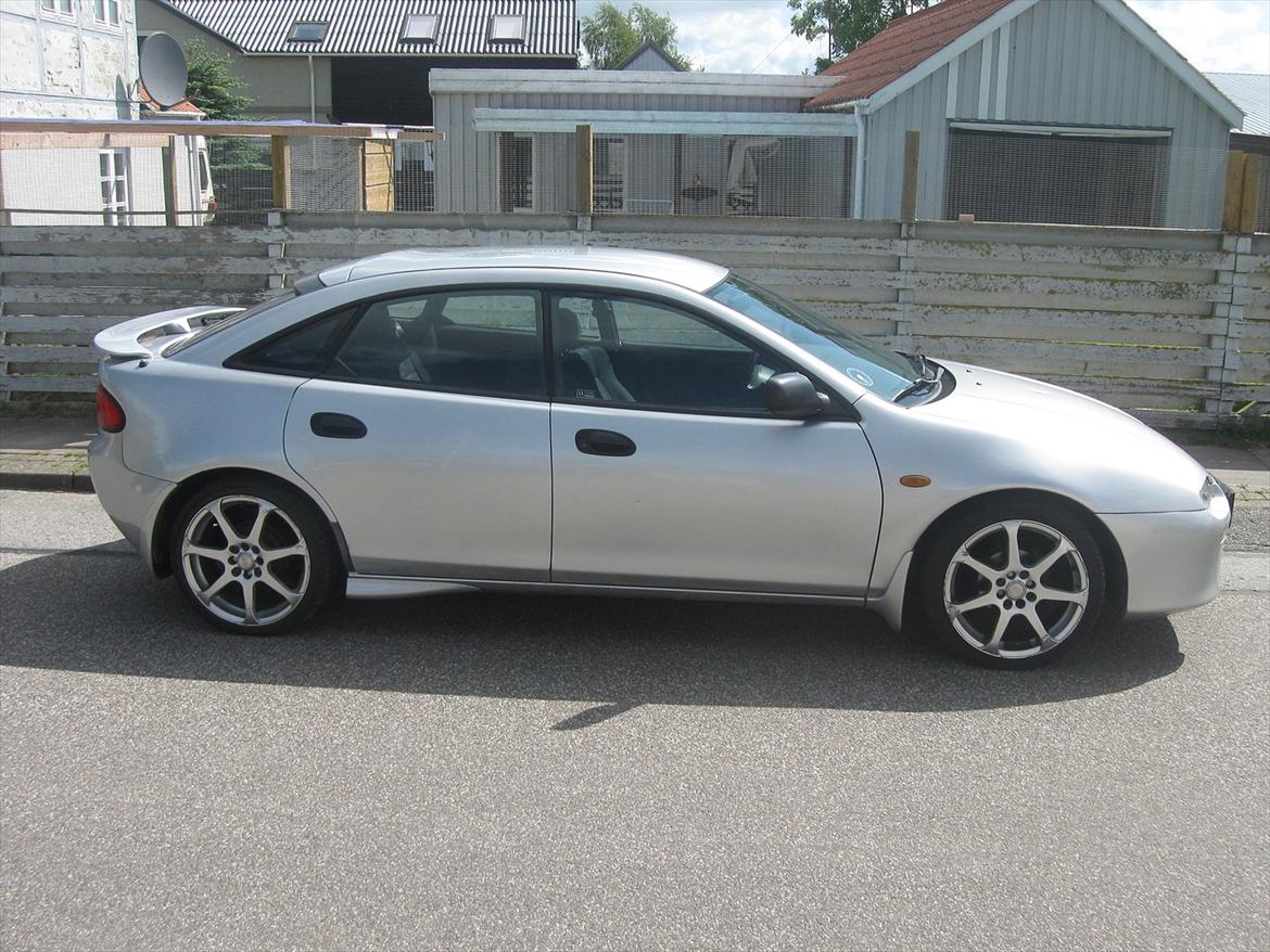 Mazda 323f GLX billede 3