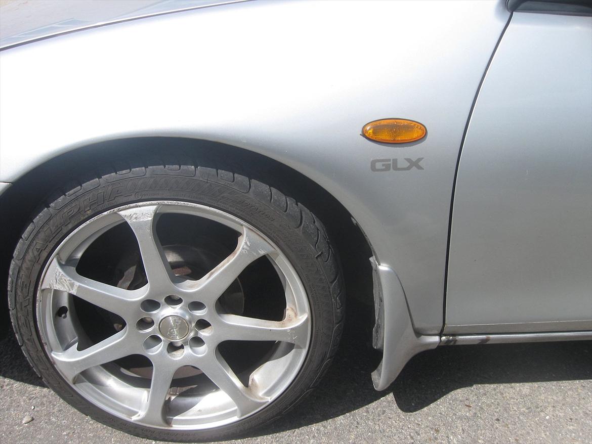 Mazda 323f GLX billede 14