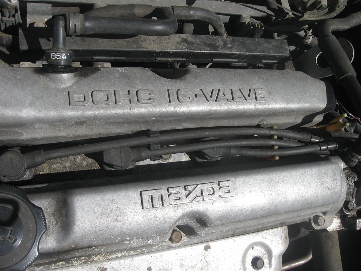 Mazda 323f GLX billede 17