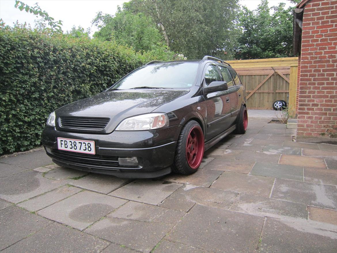 Opel Astra DTI 16v SOLGT billede 1