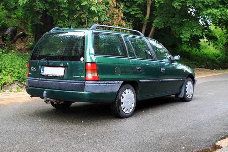 Opel Astra 1.6i Club billede 5