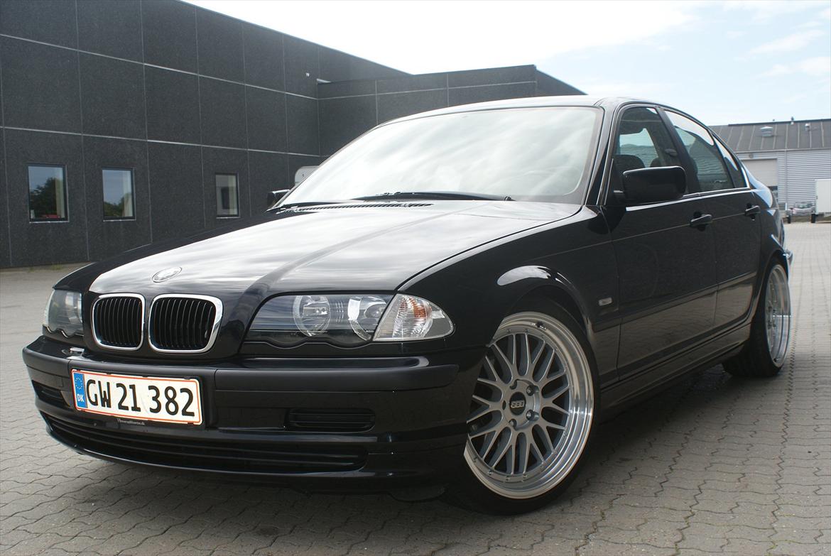 BMW e46 318i billede 1