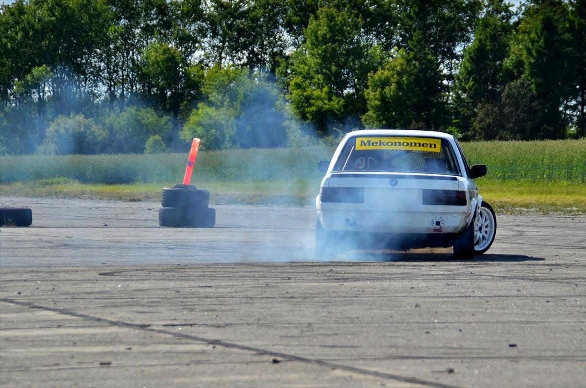 BMW E30 Budget Drifter billede 3