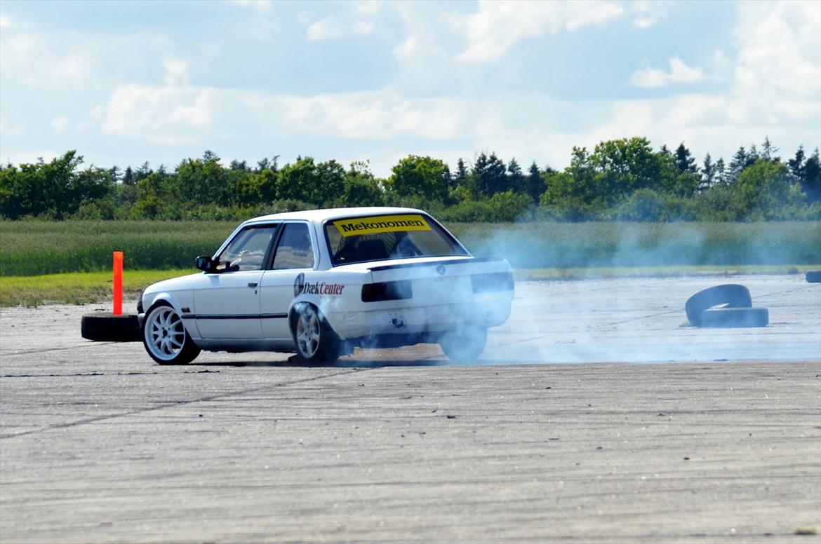 BMW E30 Budget Drifter billede 4