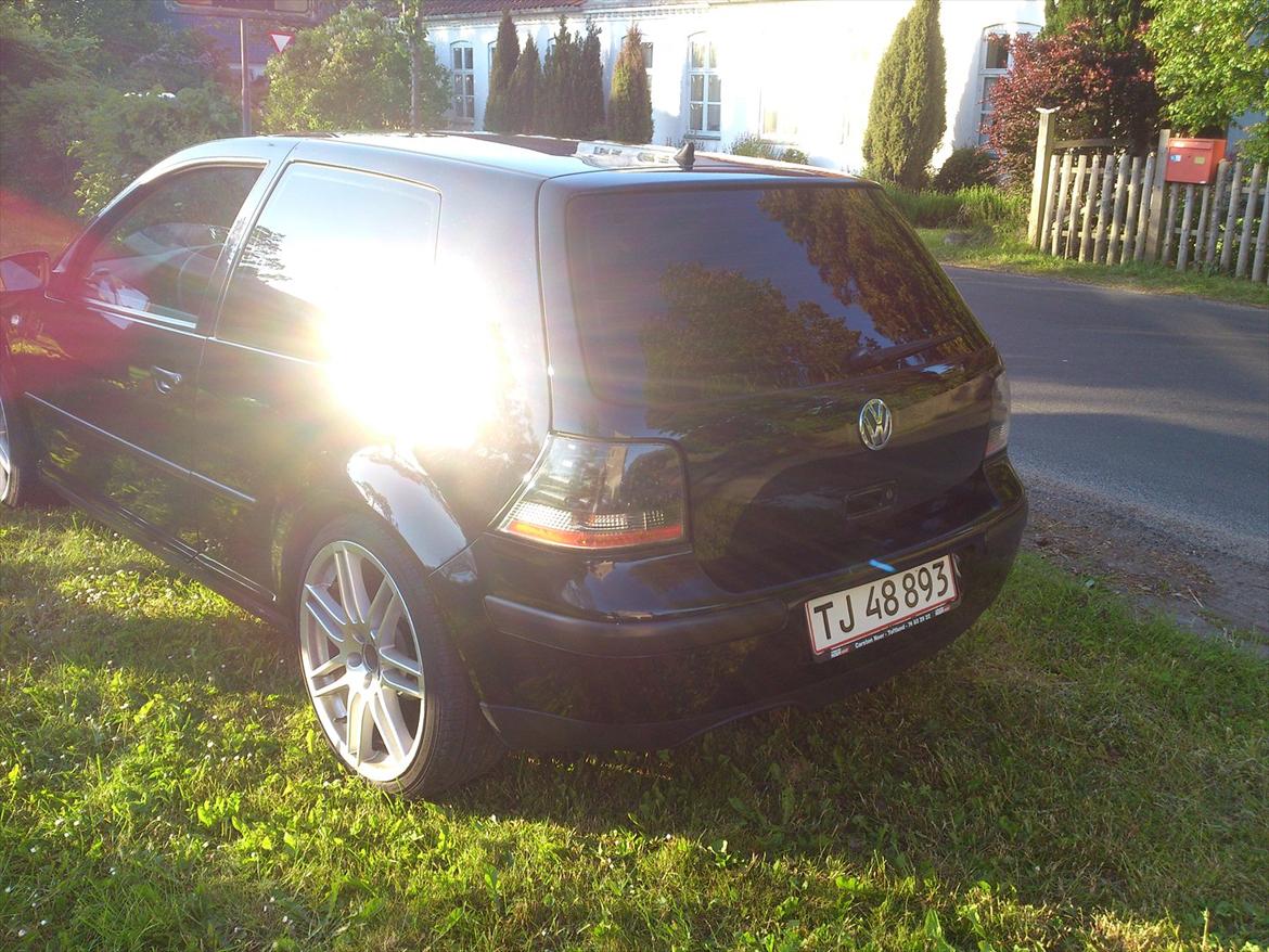 VW Golf IV - Dejlig ser den ud :D billede 5