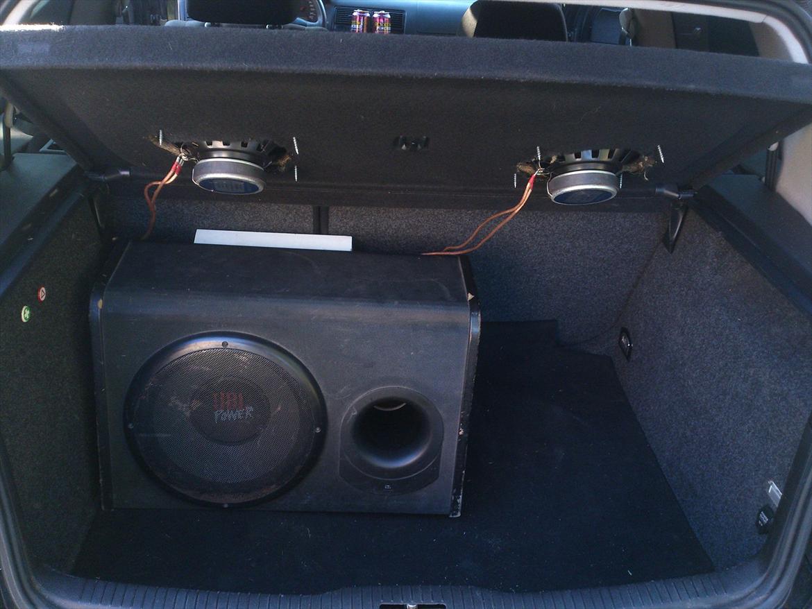 VW Golf IV - Anlægget der stadig mangler en masse ting billede 10